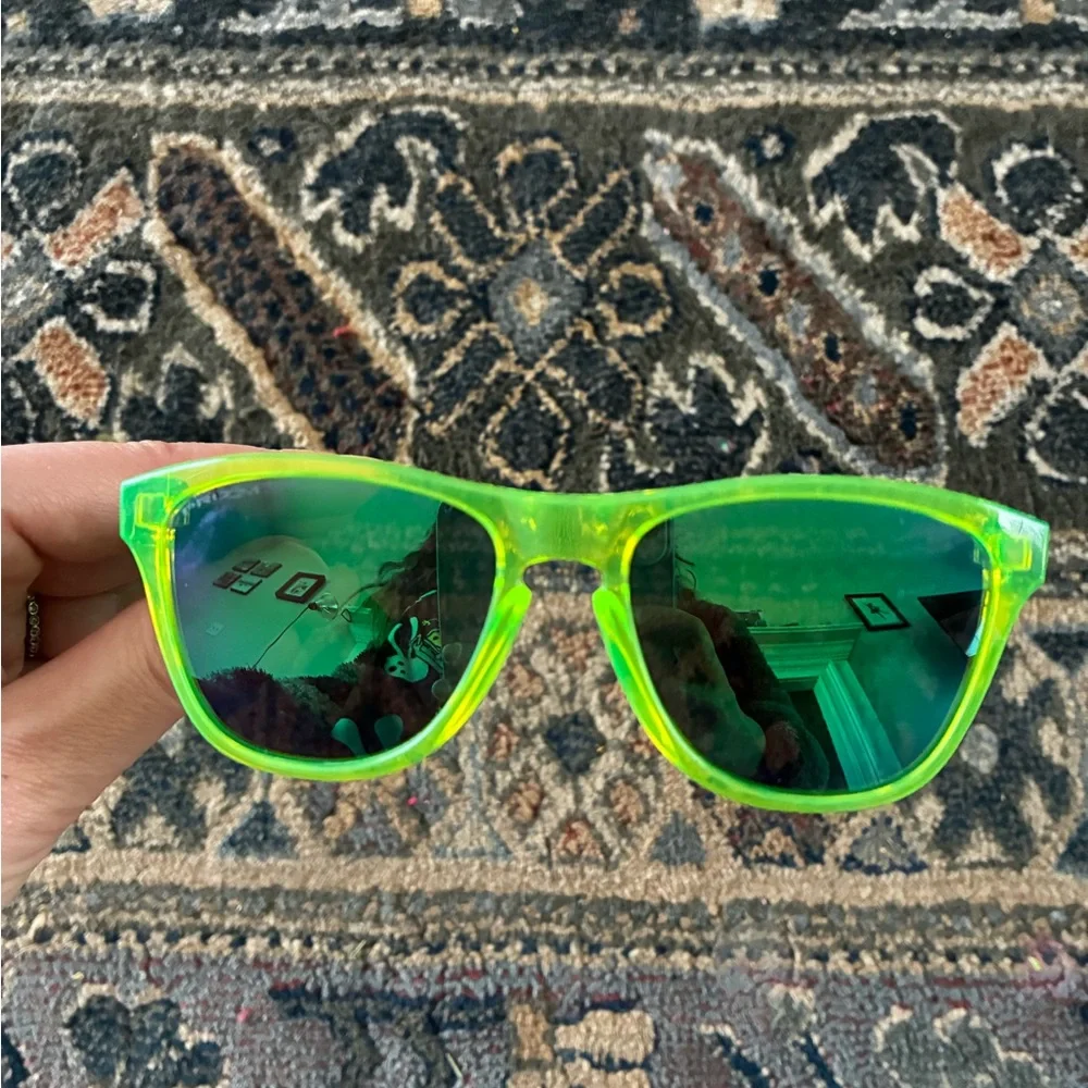 Oakley kids sunglasses